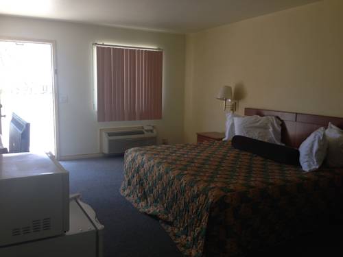 Imagen de la habitación del Hotel Redbud Inn. Foto 6