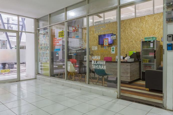 Imagen de los interiores del Hotel Reddoorz Apartment @ Jarrdin Cihampelas. Foto 19