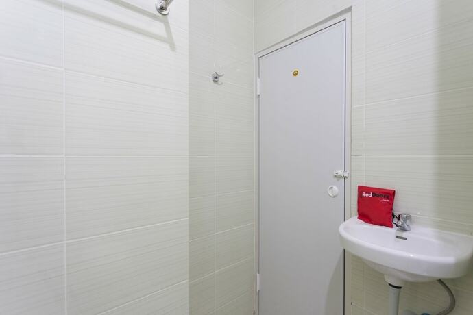 Imagen general del Hotel Reddoorz @ Boulevard Residence Bsd. Foto 10