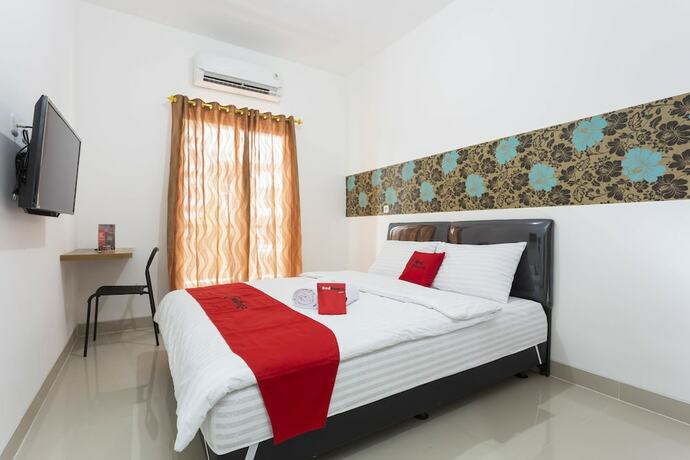 Imagen de la habitación del Hotel Reddoorz @ Boulevard Residence Bsd. Foto 25