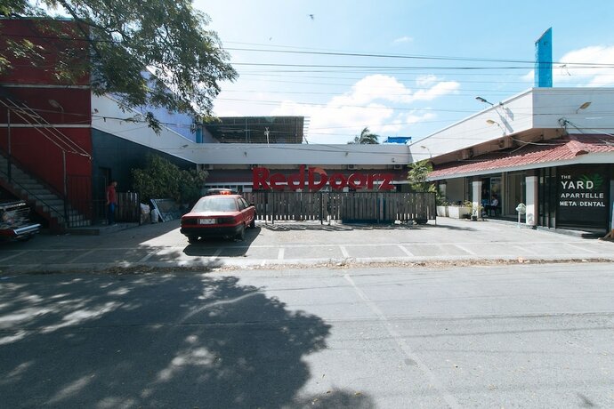 Imagen general del Hotel Reddoorz @ Chipeco Avenue Calamba. Foto 6