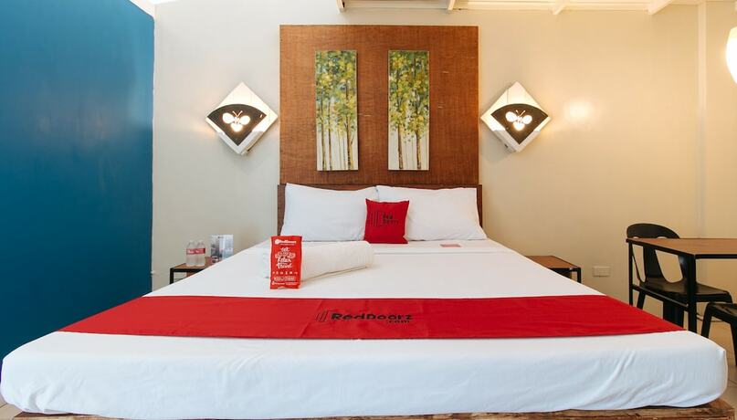 Imagen general del Hotel Reddoorz @ Chipeco Avenue Calamba. Foto 13