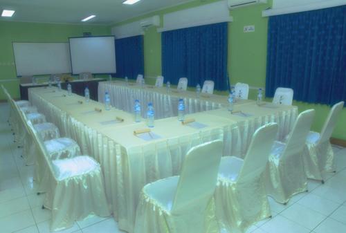 Imagen general del Hotel Reddoorz @ Cikutra 2. Foto 3