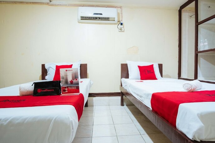 Imagen de la habitación del Hotel Reddoorz Downtown Bacolod. Foto 21