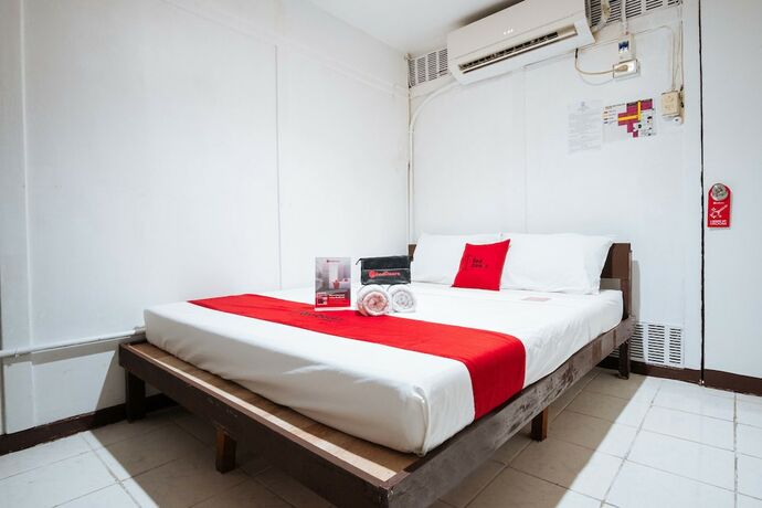 Imagen de la habitación del Hotel Reddoorz Downtown Bacolod. Foto 25