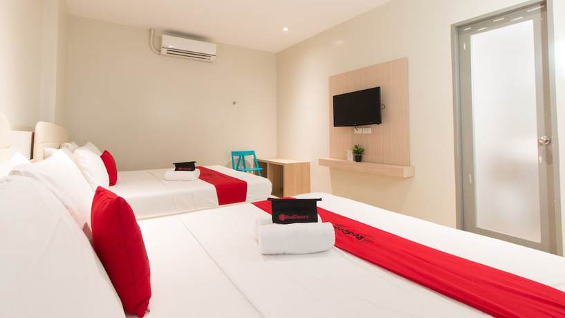 Imagen de la habitación del Hotel Reddoorz @ General Segundo Avenue Laoag. Foto 16