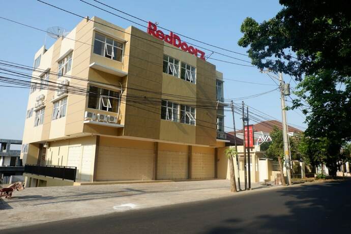 Imagen general del Hotel Reddoorz Near Akademi Kepolisian Semarang. Foto 5
