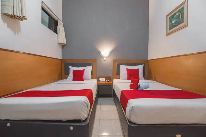 Imagen de la habitación del Hotel Reddoorz Near Cihampelas Walk. Foto 13