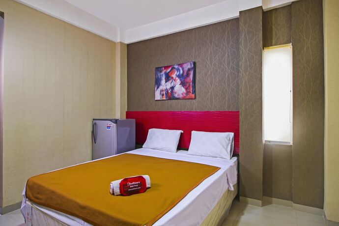 Imagen general del Hotel Reddoorz Near Cilandak Town Square. Foto 2