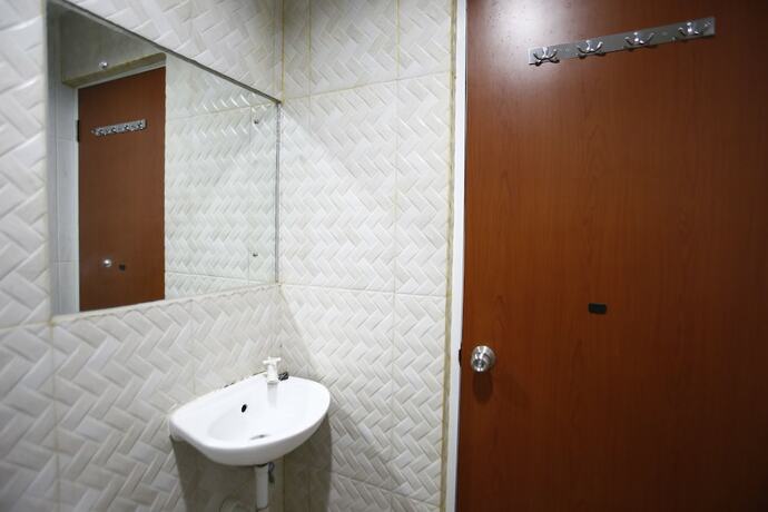 Imagen general del Hotel Reddoorz Near Cilandak Town Square. Foto 12