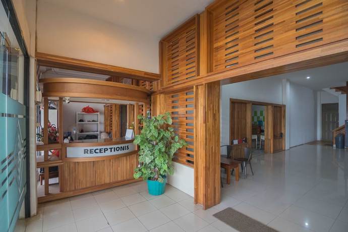 Imagen general del Hotel Reddoorz Near Gajah Mada Pontianak. Foto 1
