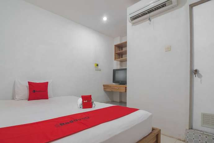 Imagen de la habitación del Hotel Reddoorz Near Gajah Mada Pontianak. Foto 5