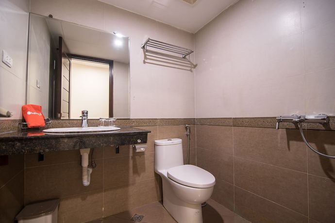 Imagen de la habitación del Hotel Reddoorz Near Giap Bat. Foto 14