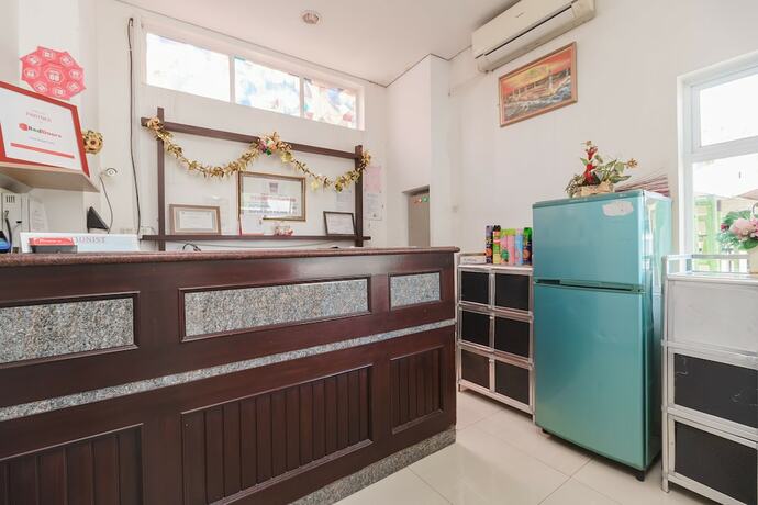 Imagen general del Hotel Reddoorz Near Jembatan Siti Nurbaya Padang. Foto 1