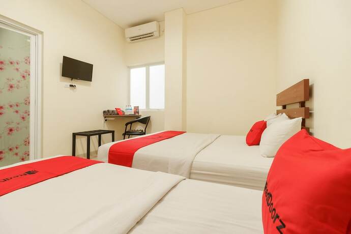 Imagen general del Hotel Reddoorz Near Jembatan Siti Nurbaya Padang. Foto 11