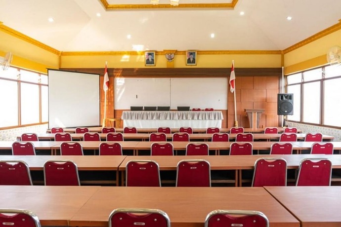 Imagen general del Hotel Reddoorz Near Jimbaran Market Bandungan. Foto 16