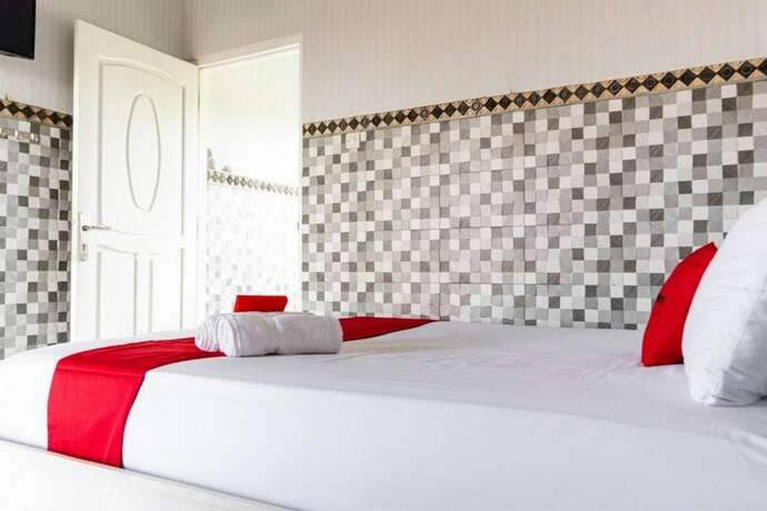 Imagen general del Hotel Reddoorz Near Jimbaran Market Bandungan. Foto 17