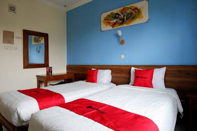 Imagen de la habitación del Hotel Reddoorz Near Lempuyangan Train Station. Foto 11