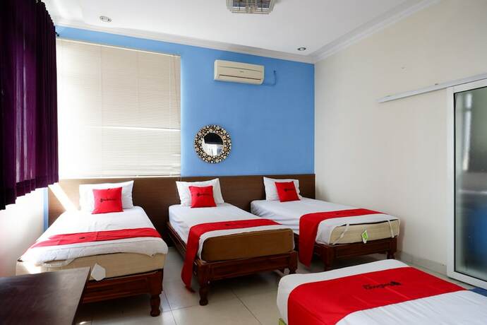 Imagen de la habitación del Hotel Reddoorz Near Lempuyangan Train Station. Foto 13