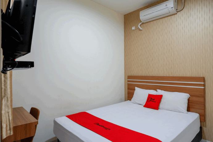 Imagen general del Hotel Reddoorz Near Living Plaza Purwokerto. Foto 1