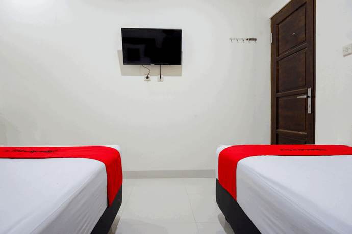 Imagen de la habitación del Hotel Reddoorz Near Living Plaza Purwokerto. Foto 2