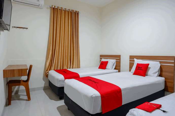 Imagen de la habitación del Hotel Reddoorz Near Living Plaza Purwokerto. Foto 3