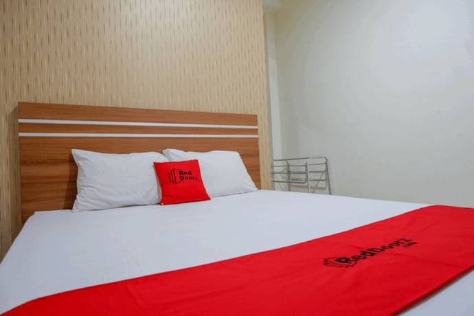 Imagen de la habitación del Hotel Reddoorz Near Living Plaza Purwokerto. Foto 4