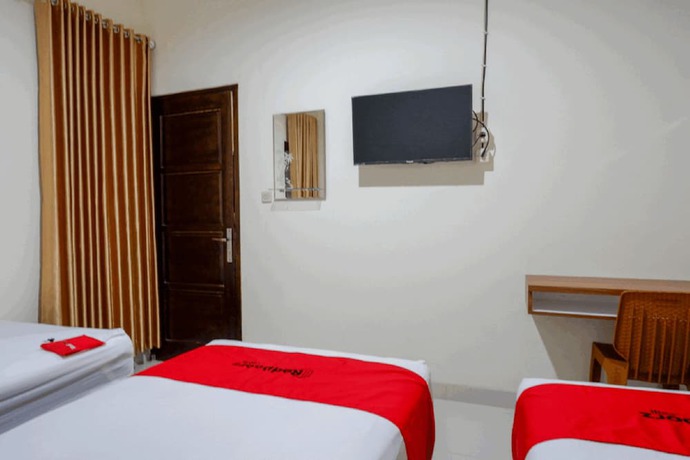 Imagen de la habitación del Hotel Reddoorz Near Living Plaza Purwokerto. Foto 7