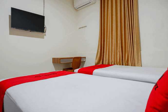 Imagen de la habitación del Hotel Reddoorz Near Living Plaza Purwokerto. Foto 10