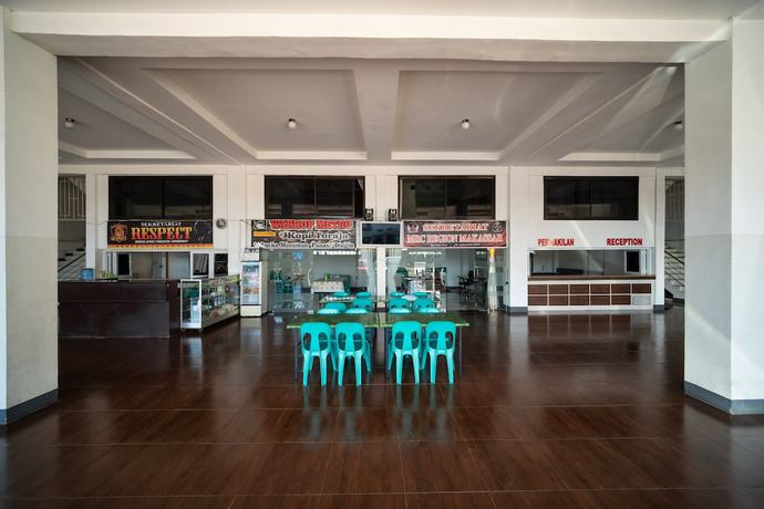 Imagen de los interiores del Hotel Reddoorz Near Makassar Town Square 2. Foto 18