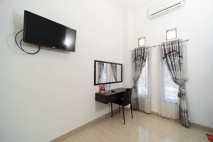 Imagen de la habitación del Hotel Reddoorz Near Makassar Town Square 2. Foto 3