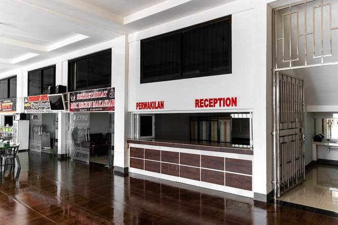 Imagen de los interiores del Hotel Reddoorz Near Makassar Town Square 2. Foto 19