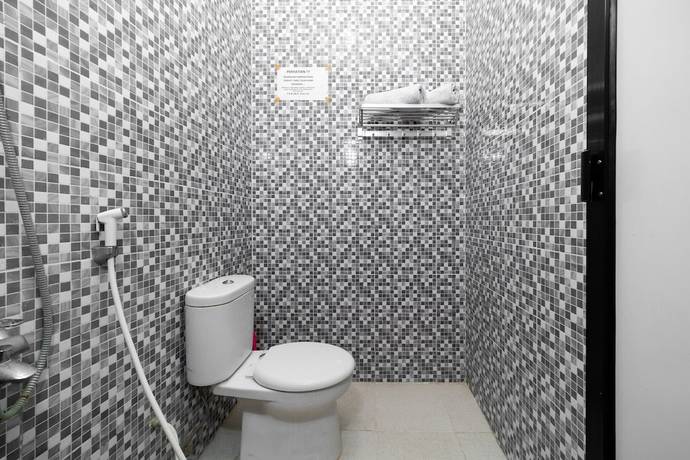 Imagen de la habitación del Hotel Reddoorz Near Makassar Town Square 2. Foto 6