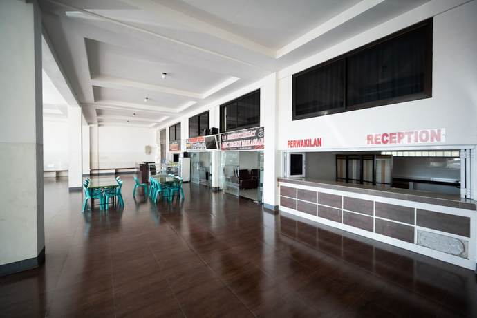 Imagen de los interiores del Hotel Reddoorz Near Makassar Town Square 2. Foto 20