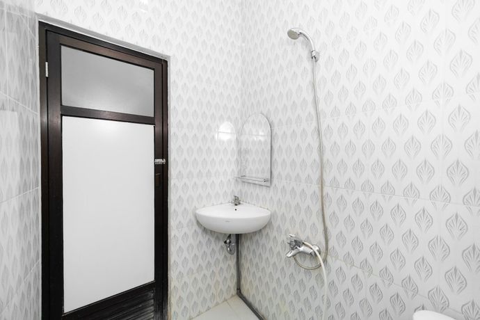 Imagen de la habitación del Hotel Reddoorz Near Makassar Town Square 2. Foto 13