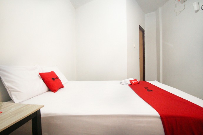 Imagen de la habitación del Hotel Reddoorz Near Mall Abepura. Foto 10