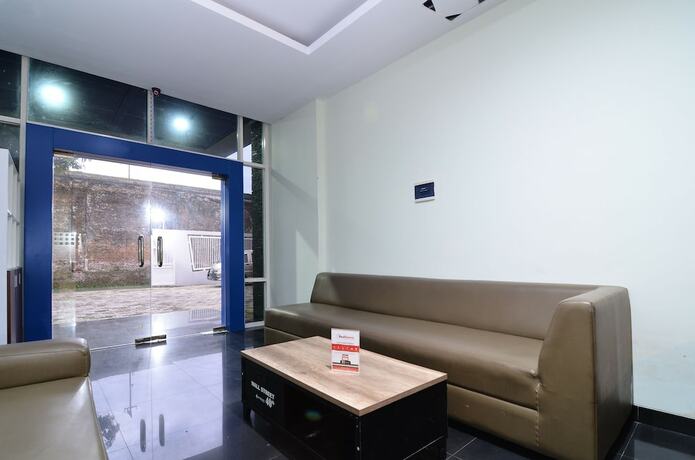 Imagen general del Hotel Reddoorz Near Museum Keraton Surakarta. Foto 10