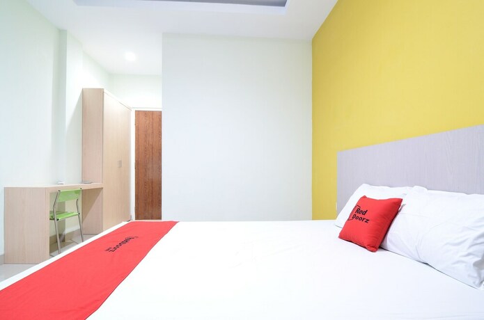 Imagen de la habitación del Hotel Reddoorz Near Museum Keraton Surakarta. Foto 24