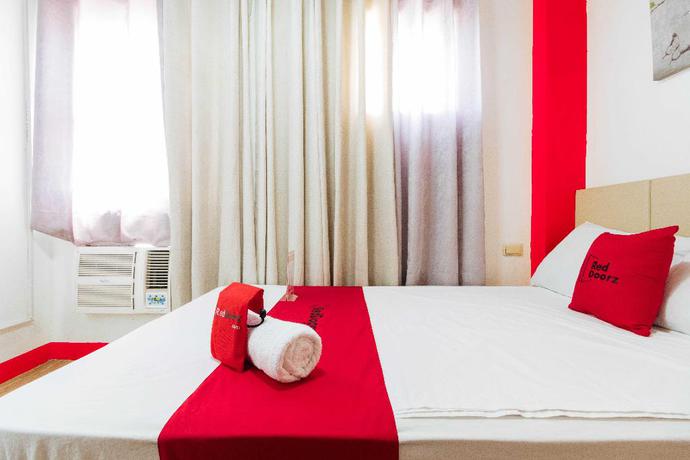 Imagen de la habitación del Hotel Reddoorz Near Quirino Station. Foto 4
