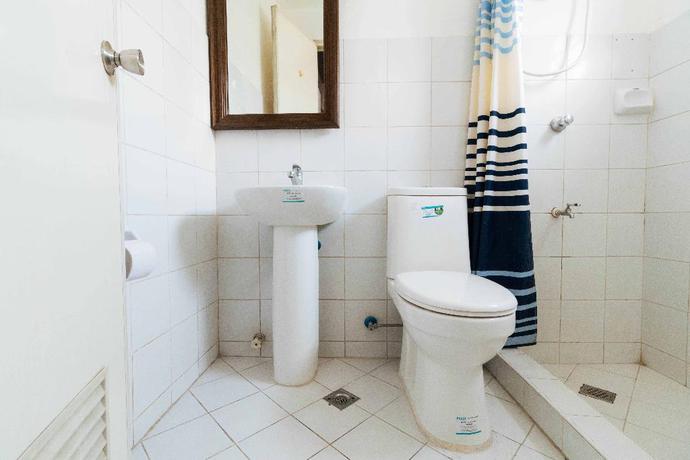 Imagen de la habitación del Hotel Reddoorz Near Quirino Station. Foto 9