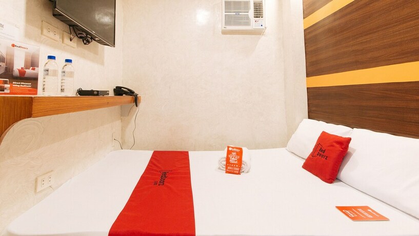 Imagen de la habitación del Hotel Reddoorz @ Piy Margal Sampaloc Manila. Foto 36