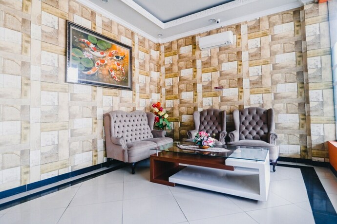 Imagen de los interiores del Hotel Reddoorz Plus @ Ap Pettarani. Foto 10
