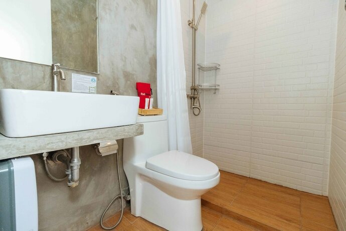 Imagen de la habitación del Hotel Reddoorz Plus @ Boni Avenue Mandaluyong. Foto 19