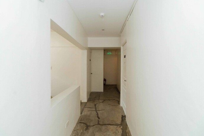 Imagen de los interiores del Hotel Reddoorz Plus @ Boni Avenue Mandaluyong. Foto 31