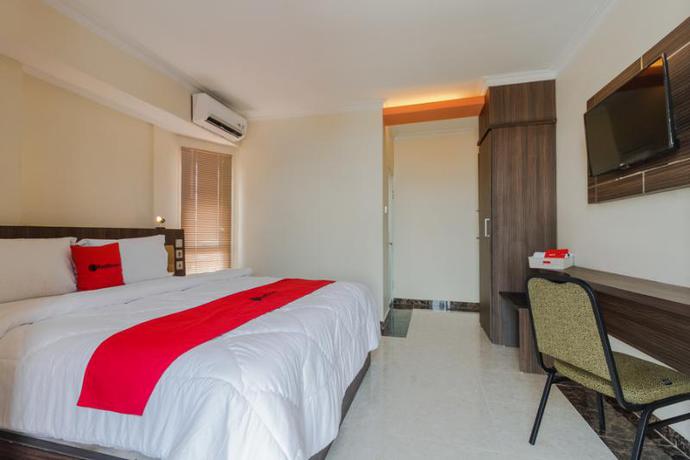 Imagen de la habitación del Hotel Reddoorz Plus @ Boulevard Panakkukang. Foto 6