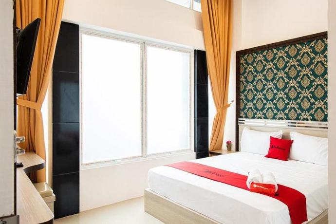 Imagen de la habitación del Hotel Reddoorz Plus @ Centrium Katamso Medan. Foto 1