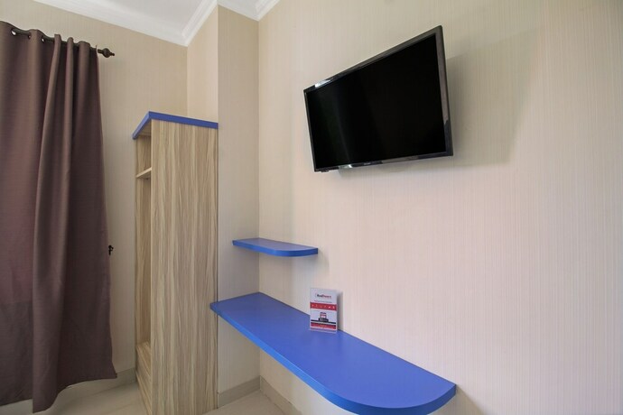 Imagen de la habitación del Hotel Reddoorz Plus @ Cideng Barat. Foto 22