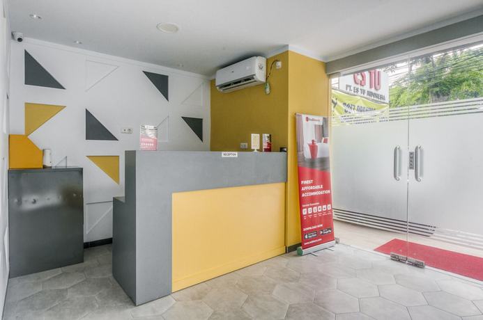 Imagen general del Hotel Reddoorz Plus @ Cideng Timur. Foto 1