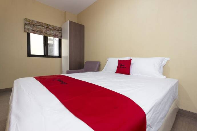Imagen general del Hotel Reddoorz Plus @ Cipete Damai. Foto 8