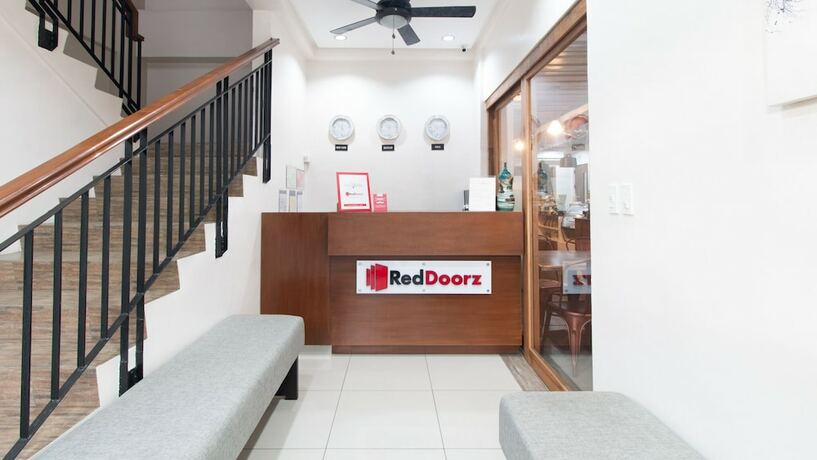 Imagen general del Hotel Reddoorz Plus @ Diola Villamonte Bacolod. Foto 11